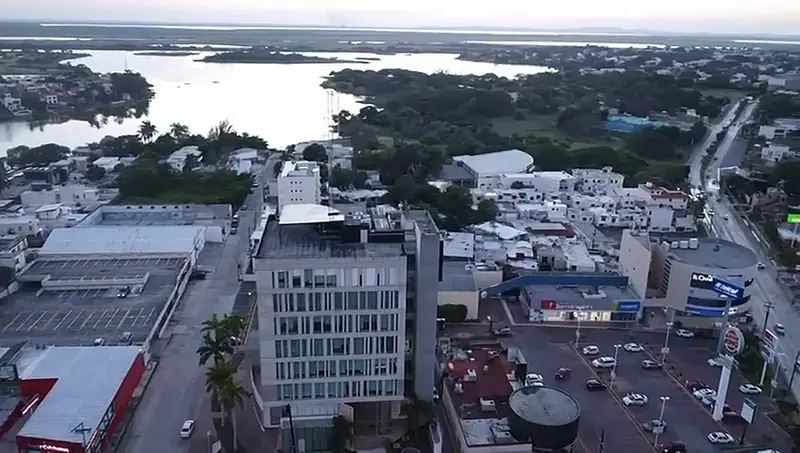 Ver: El corredor de Av. Hidalgo